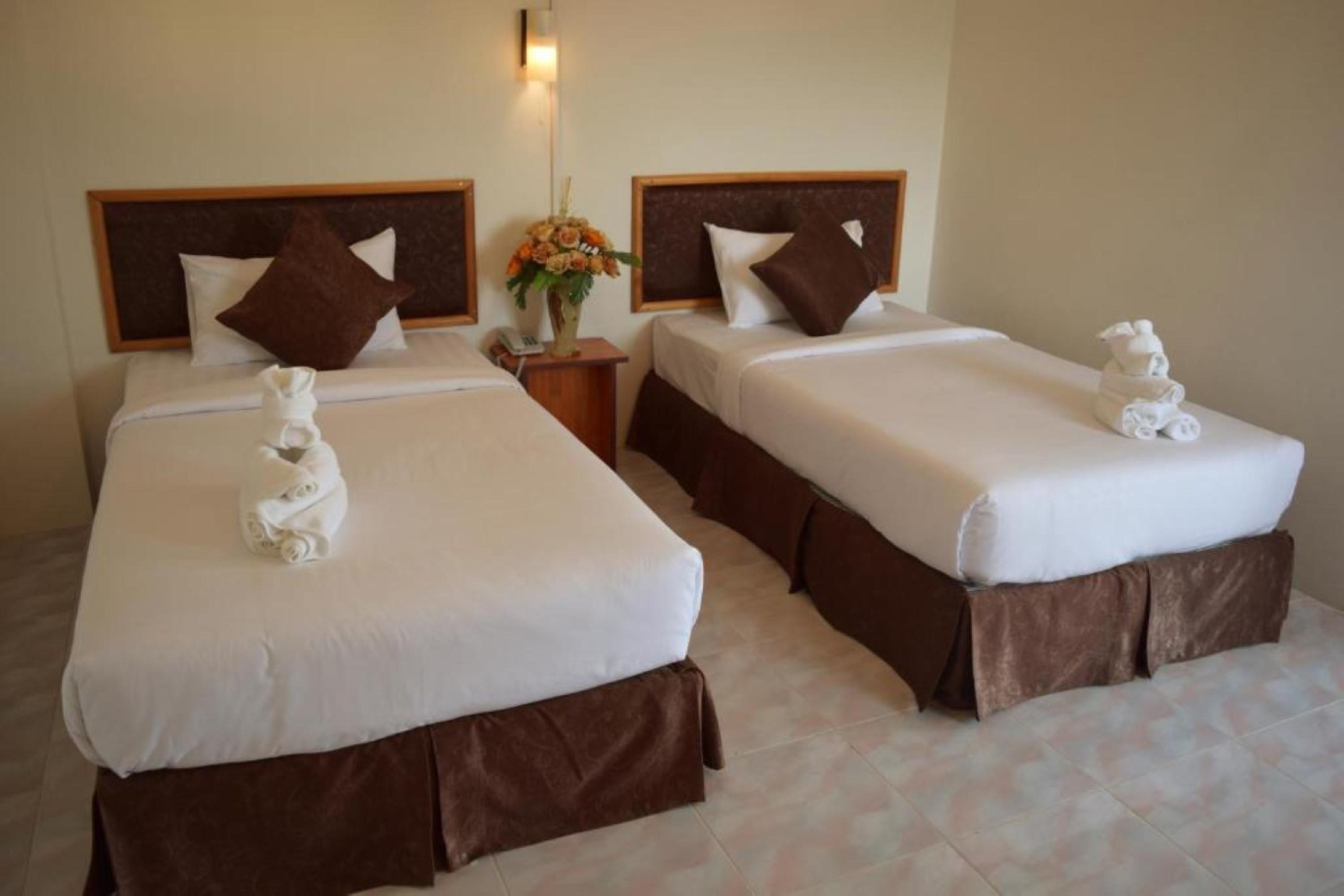 Phuket Hotel De Ratt מראה חיצוני תמונה