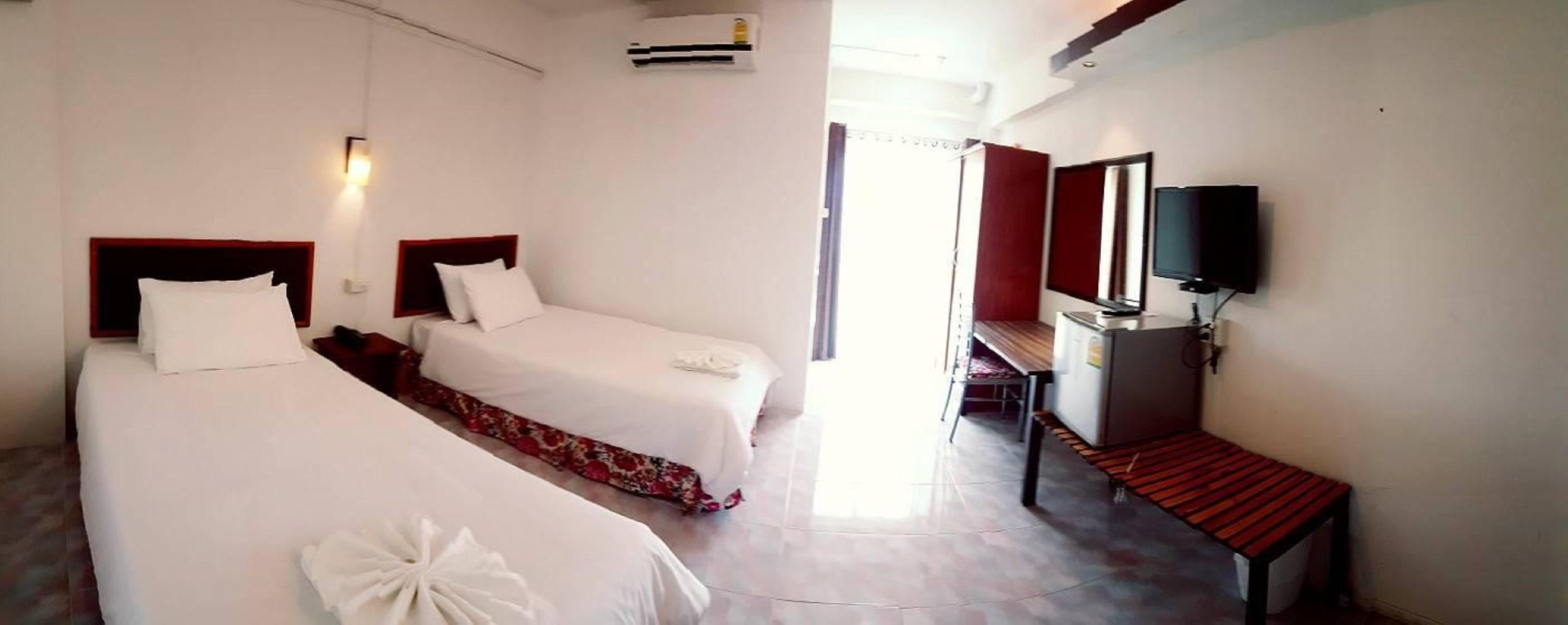 Phuket Hotel De Ratt מראה חיצוני תמונה