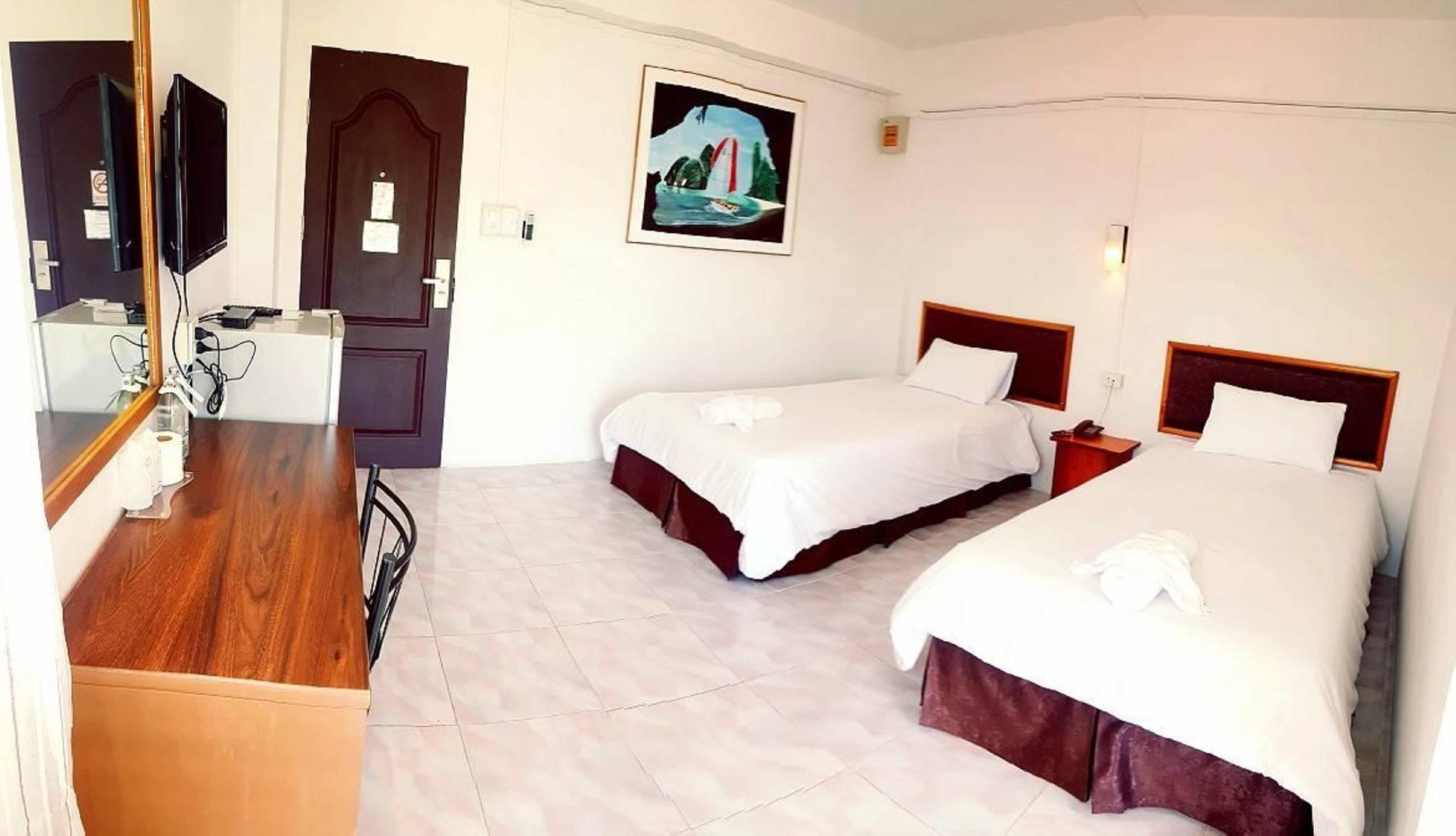 Phuket Hotel De Ratt מראה חיצוני תמונה
