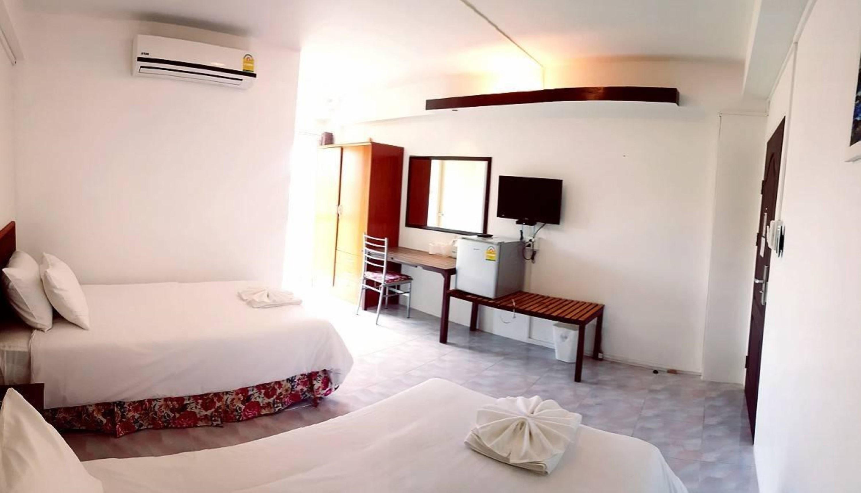 Phuket Hotel De Ratt מראה חיצוני תמונה