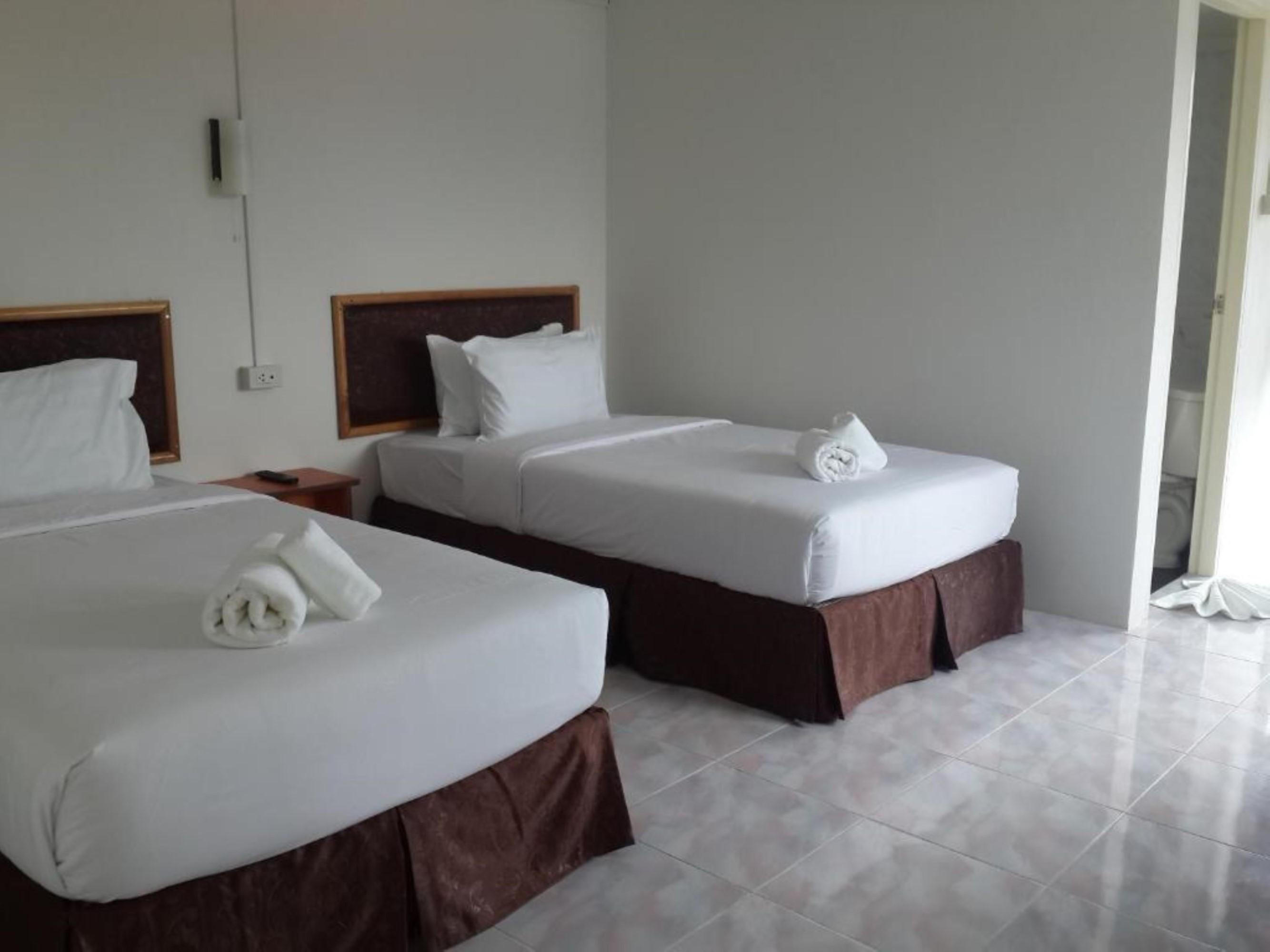 Phuket Hotel De Ratt מראה חיצוני תמונה
