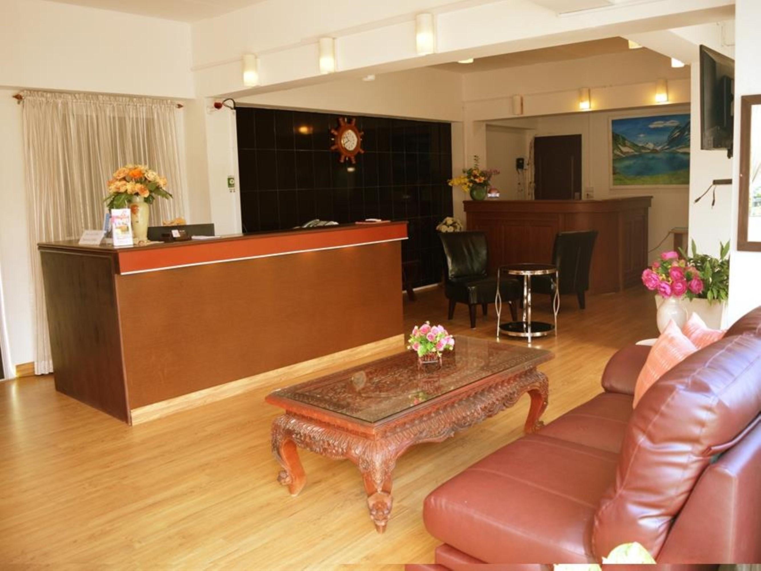 Phuket Hotel De Ratt מראה חיצוני תמונה