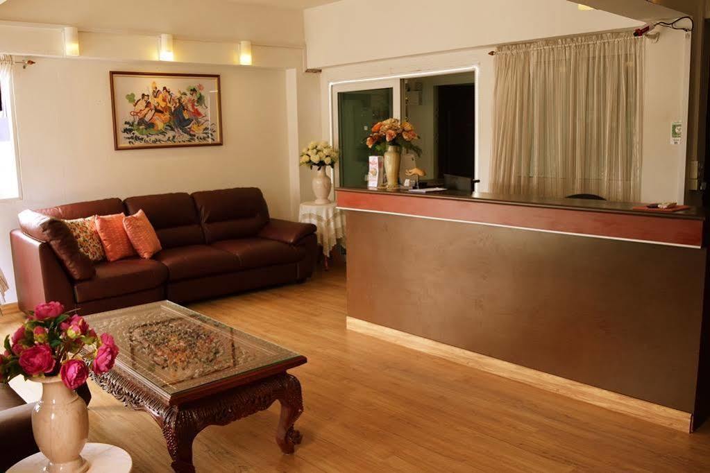 Phuket Hotel De Ratt מראה חיצוני תמונה